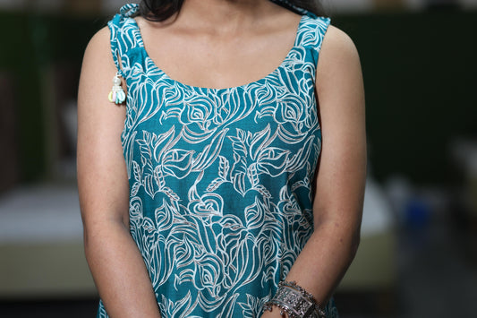 Aqua Blossom long sleeveless kurti